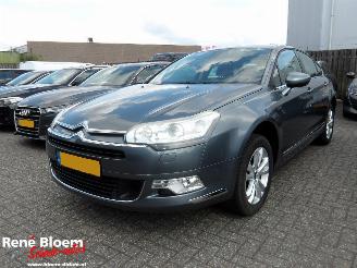Vaurioauto  passenger cars Citroën C5 1.6 THP Exclusive 156pk 2012/10