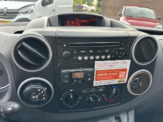 Citroën Berlingo Gereserveerd 1.6 BlueHDI 99pk aut + f1 100 Club Eco S&S - airco - cruise - standkachel - pdc - trekh - klapdeuren - schuifdeur picture 43