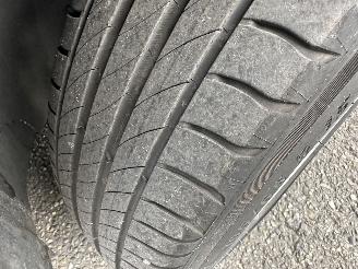 Citroën Berlingo Gereserveerd 1.6 BlueHDI 99pk aut + f1 100 Club Eco S&S - airco - cruise - standkachel - pdc - trekh - klapdeuren - schuifdeur picture 82