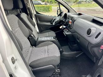 Citroën Berlingo Gereserveerd 1.6 BlueHDI 99pk aut + f1 100 Club Eco S&S - airco - cruise - standkachel - pdc - trekh - klapdeuren - schuifdeur picture 27