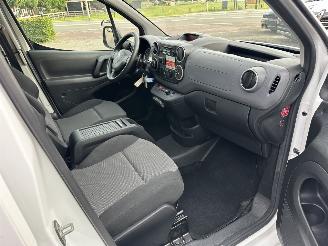 Citroën Berlingo Gereserveerd 1.6 BlueHDI 99pk aut + f1 100 Club Eco S&S - airco - cruise - standkachel - pdc - trekh - klapdeuren - schuifdeur picture 23