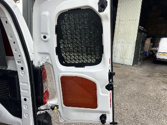 Citroën Berlingo Gereserveerd 1.6 BlueHDI 99pk aut + f1 100 Club Eco S&S - airco - cruise - standkachel - pdc - trekh - klapdeuren - schuifdeur picture 32