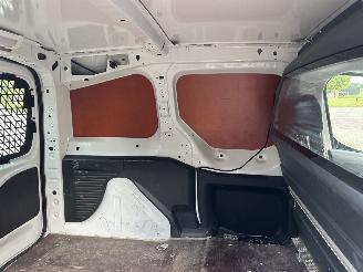 Citroën Berlingo Gereserveerd 1.6 BlueHDI 99pk aut + f1 100 Club Eco S&S - airco - cruise - standkachel - pdc - trekh - klapdeuren - schuifdeur picture 29