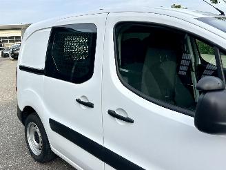 Citroën Berlingo Gereserveerd 1.6 BlueHDI 99pk aut + f1 100 Club Eco S&S - airco - cruise - standkachel - pdc - trekh - klapdeuren - schuifdeur picture 75