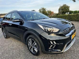 Kia Niro 1.6 GDi Hybrid 119pk aut + f1 DynamicLine - 63dkm nap - navi - cruise - front + line assist - half leer picture 2