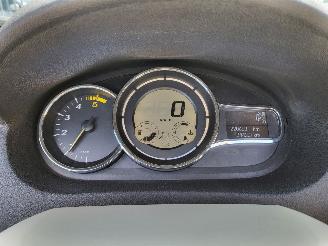 Renault Mégane schadevrije NWE APK AUTOMAAT Cabriolet 1.5 dCi Dynamique picture 11