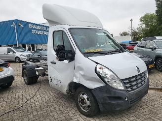 Renault Master Master T35 2.3 dCi L2 BE TREKKER Oplegger geremd 4755 kg picture 2