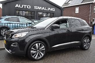 Voiture accidenté Peugeot 3008 1.5 Bluehdi blue Lease Premium 131Pk *Navi/Clima/Camera 2020/11