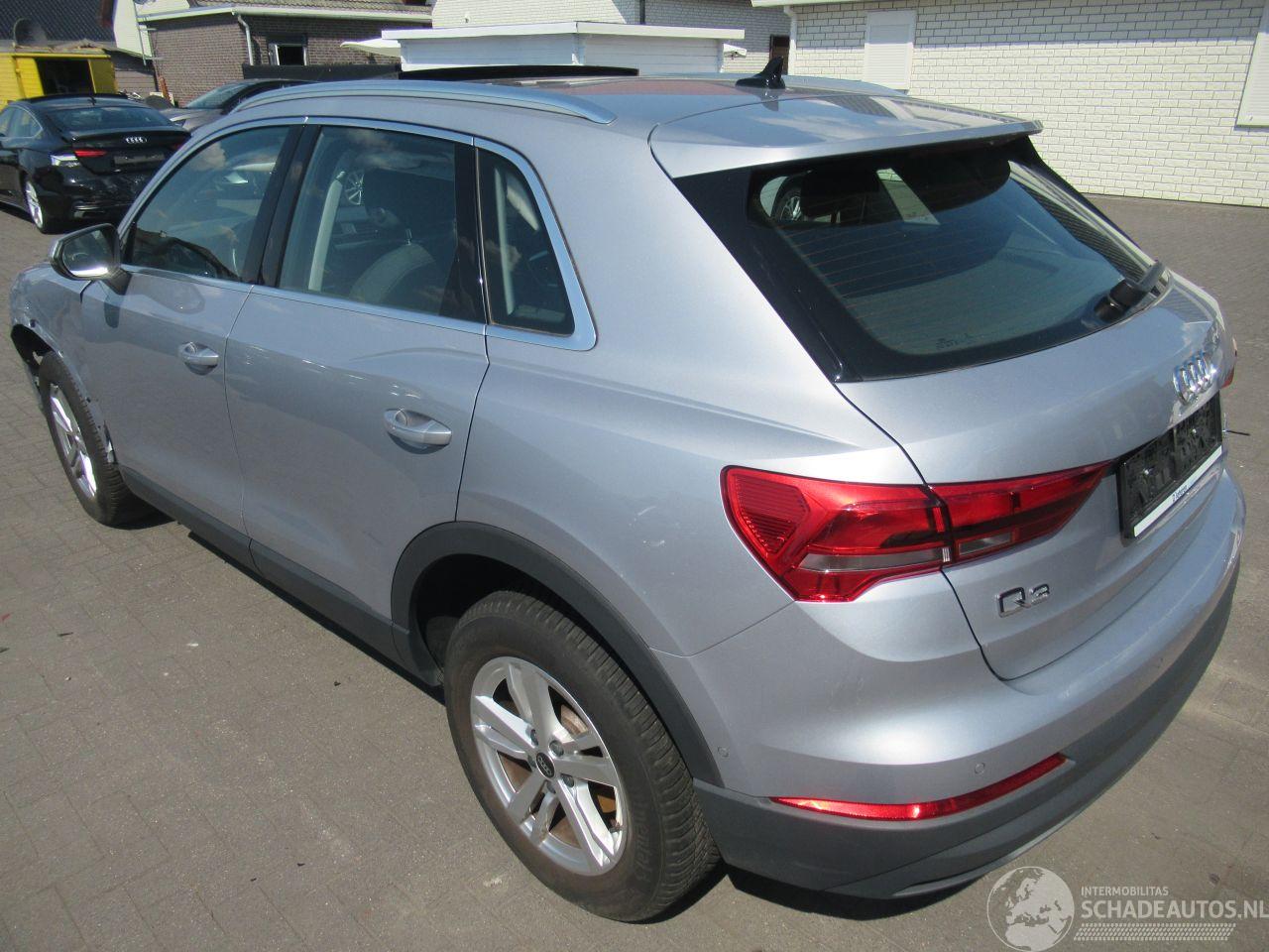 Audi Q3 35TFSI S-Tronic Aut. MildHybrid  Climatronic Navi Camera Panorama-D E-Stoelen .....