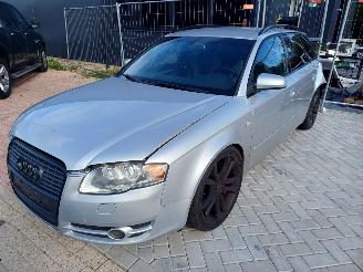 Audi A4 Avant 3.2 TFSI picture 1