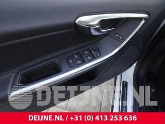 Volvo V-60 V60 I (FW/GW), Combi, 2010 / 2018 1.6 DRIVe picture 25