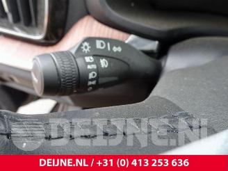 Volvo V-60 V60 II (ZW), Combi, 2018 2.0 B3 16V Mild Hybrid Geartronic picture 20
