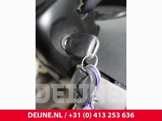 Volkswagen Transporter Transporter T5, Van, 2003 / 2015 2.0 TDI DRF picture 32