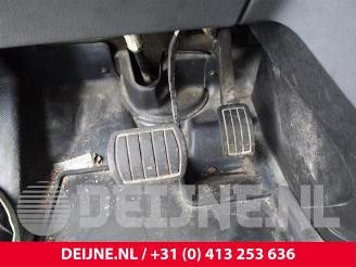 Peugeot Expert Expert (VA/VB/VE/VF/VY), Van, 2016 2.0 Blue HDi 180 16V picture 24