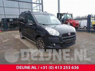 Vrakbiler auto Fiat Doblo Doblo (263), MPV, 2010 / 2023 1.3 D Multijet 2011/11