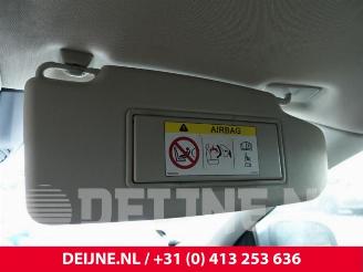 Volvo V-40 V40 (MV), Hatchback 5-drs, 2012 / 2019 1.6 D2 picture 31