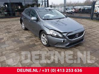 demontáž osobní automobily Volvo V-40 V40 (MV), Hatchback 5-drs, 2012 / 2019 1.6 D2 2015/6