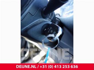 Peugeot Expert Expert (VA/VB/VE/VF/VY), Van, 2016 2.0 Blue HDi 120 16V picture 29