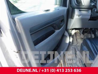 Peugeot Expert Expert (VA/VB/VE/VF/VY), Van, 2016 2.0 Blue HDi 120 16V picture 17