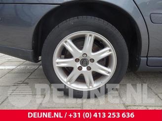 Volvo S-60 S60 I (RS/HV), Sedan, 2000 / 2010 2.4 20V 140 picture 31