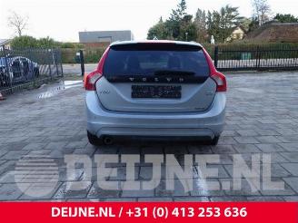 Volvo V-60 V60 I (FW/GW), Combi, 2010 / 2018 2.0 D3 20V picture 7