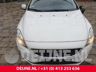 Volvo V-40 V40 (MV), Hatchback 5-drs, 2012 / 2019 2.0 D4 16V picture 34
