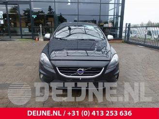Volvo V-40 V40 (MV), Hatchback 5-drs, 2012 / 2019 2.0 D2 16V picture 2