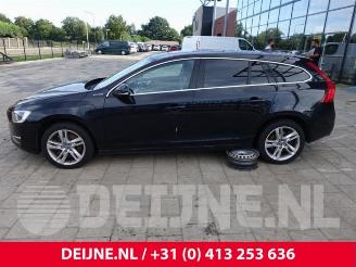 Volvo V-60 V60 I (FW/GW), Combi, 2010 / 2018 2.4 D6 20V Plug-in Hybrid AWD picture 4