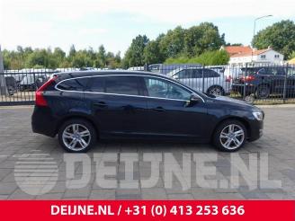 Volvo V-60 V60 I (FW/GW), Combi, 2010 / 2018 2.4 D6 20V Plug-in Hybrid AWD picture 12