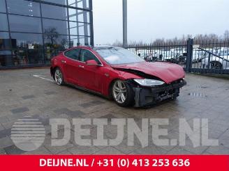 Vrakbiler auto Tesla Model S Model S, Liftback, 2012 85 2014/3