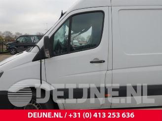 Mercedes Sprinter  picture 17