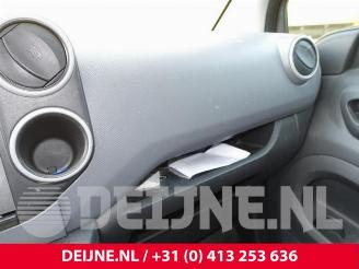 Peugeot Partner Partner (GC/GF/GG/GJ/GK), Van, 2008 / 2018 1.6 HDI 90 picture 27