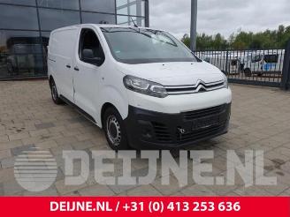 Salvage car Citroën Jumpy Jumpy, Van, 2016 1.6 Blue HDi 95 2017/7