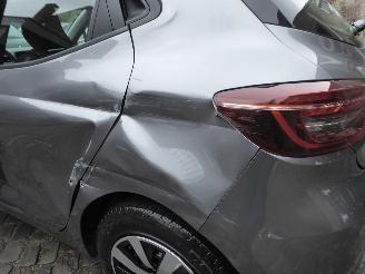 Renault Clio V Equilibre picture 7