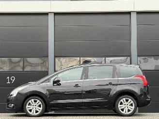 Peugeot 5008 1.6 e-HDi Navi Pano Clima AUTOMAAT picture 6