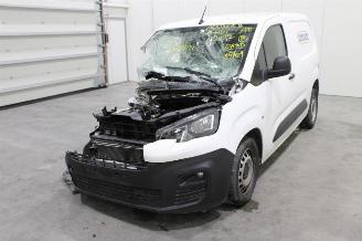 disassembly passenger cars Peugeot Partner  2022/10