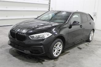 Autoverwertung BMW 1-serie 118 2020/11