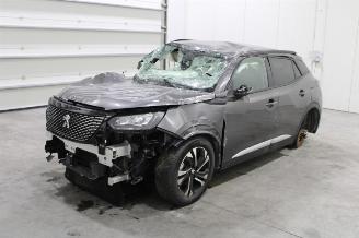 krockskadad bil auto Peugeot 2008  2023/2