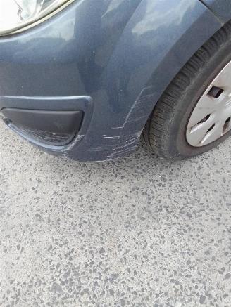 Renault Twingo  picture 13