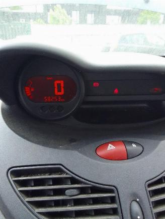 Renault Twingo  picture 10