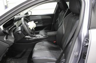 Peugeot 308  picture 10