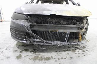 Volkswagen Golf  picture 9
