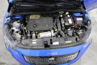 Peugeot 208  picture 12