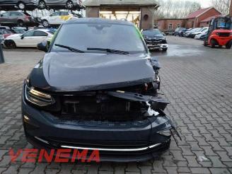 Vrakbiler auto Volkswagen Tiguan Tiguan (AD1), SUV, 2016 / 2024 1.5 TSI 16V Evo BlueMotion Technology 2023/10