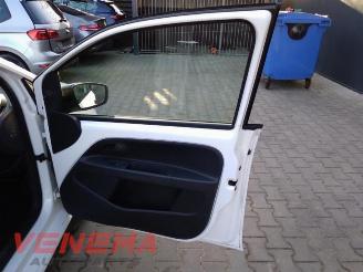 Volkswagen Up! Up! (121), Hatchback, 2011 1.0 12V 60 picture 12