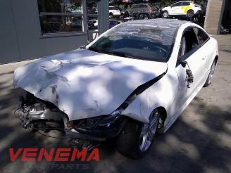 krockskadad bil bedrijf Mercedes E-klasse E (C238), Coupe, 2016 E-300 2.0 Turbo 16V 2019/9