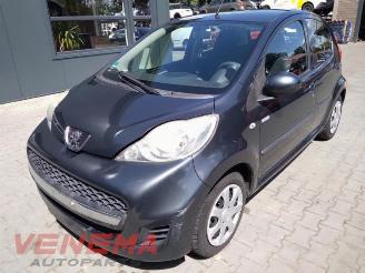 Vrakbiler auto Peugeot 107 107, Hatchback, 2005 / 2014 1.0 12V 2010/9