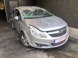 Vaurioauto  passenger cars Opel Corsa Corsa D 2007/1