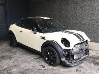 Auto incidentate Mini Cooper Mini Coupe (R58) 1600CC benzine 88KW 2015/1
