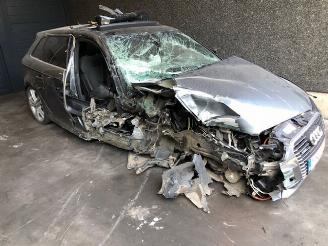 Salvage car Audi A3 E-TRON HYBRIDE - 1400CC - 110KW - EURO6B - 2015/1